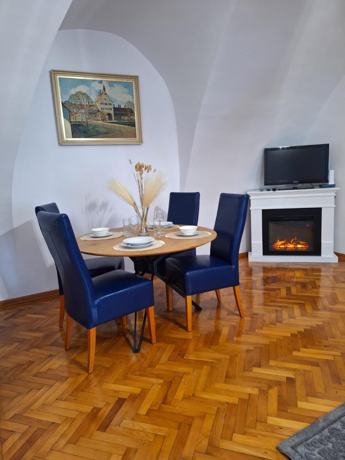 Classy View - Panoramic Sibiu Suite Esterno foto