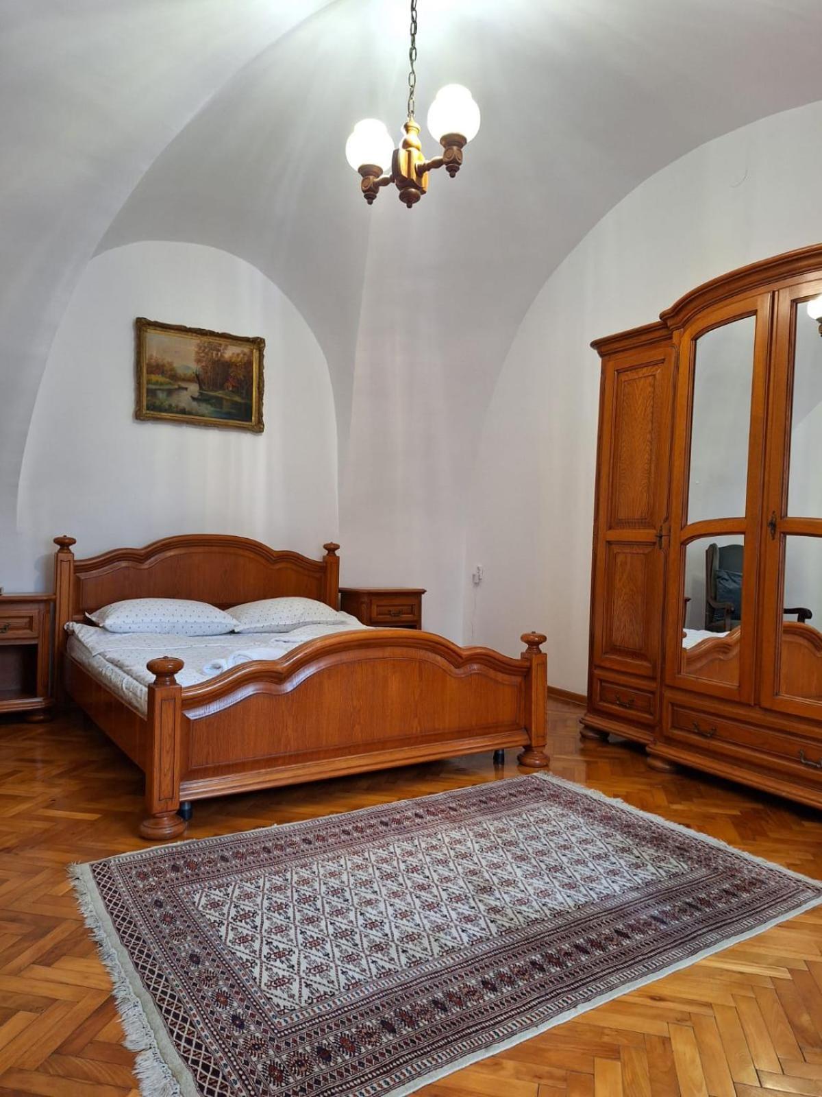 Classy View - Panoramic Sibiu Suite Esterno foto